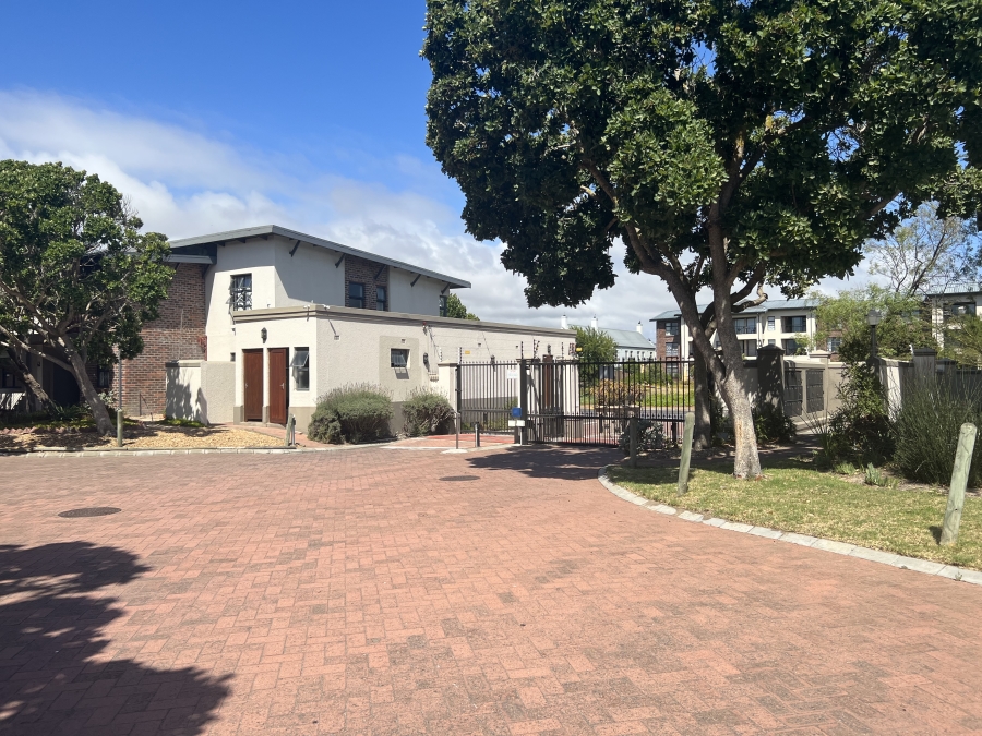2 Bedroom Property for Sale in Royal Ascot Western Cape